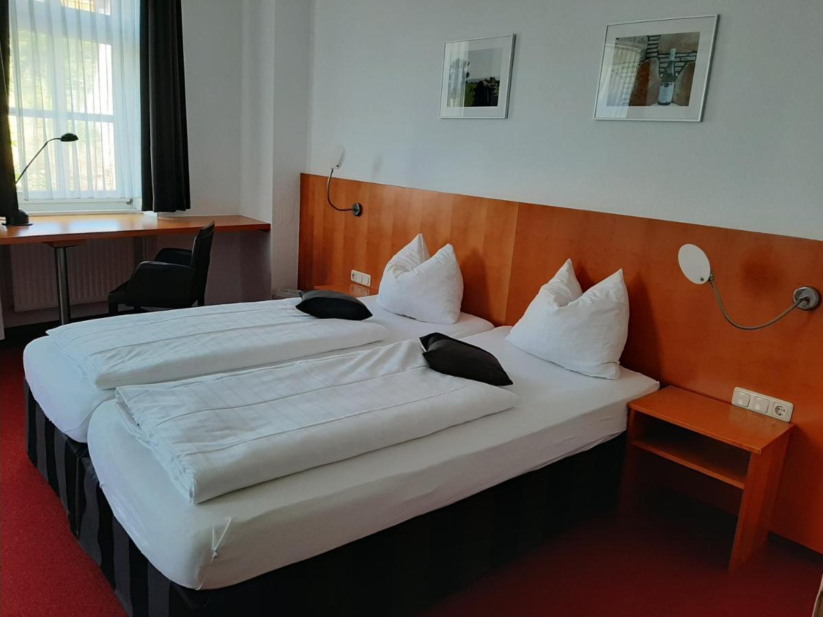 Sleep & Go! Self Service Rooms With Community Kitchen Nittel Eksteriør billede